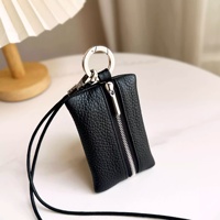 Nouvelle mini pochette en cuir PU à suspendre au cou avec clip, support doux au toucher pour clés de voiture et cartes d'accès, plusieurs couleurs
