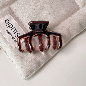 French Marble Eco Friendly Acetate <b>Hair</b> <b>Claw</b> <b>Clips</b> for Women Fashion 6.5cm Simple Elegant Acetic Acid <b>Hair</b> Clamp <b>Clips</b> for Girls - Product Image 3