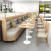 Ensemble table et chaises de loisirs en bois pour café, salon de thé, pâtisserie et autres commerces de desserts