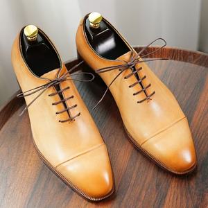 Chaussures d'été classiques en cuir à lacets et franges, style anglais, best-seller 2026 pour hommes, usage professionnel et décontracté, ateliers d'artisanat - Product Image 1