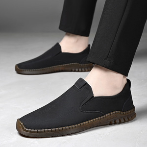 รองเท้าโลฟเฟอร์ลำลองหนังแท้บุรุษ พื้นนุ่ม สวมใส่ง่าย ส้นเตี้ย พื้นยาง ลายนูนโลโก้ สำหรับใส่พักผ่อน ผลิตที่เวินโจว - Product Image 2