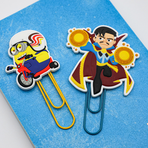 Marcapáginas de PVC Personalizado en 2D y 3D con Diseño de Corazón de Anime, Clip para Libros de PVC, Fabricación de PVC - Product Image 1
