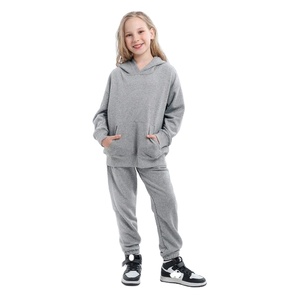 Ensemble sweat-shirt et pantalon de survêtement personnalisés en coton pour enfants, qualité supérieure, 320 g/m², vente en gros - Product Image 4