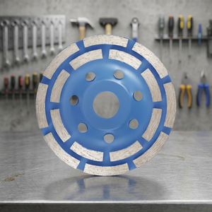 Disque diamanté segmenté FERVI PLATORELLO Premium pour meuleuse à béton, diamètre 180 mm, 8500 tr/min - Product Image 2