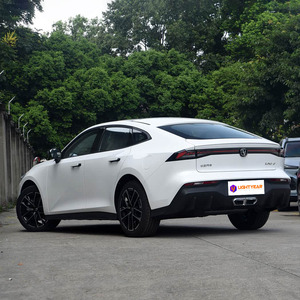 Changan UNI-V <span class=keywords><strong>IDD</strong></span> Híbrido Enchufable Premium, Edición Smart Fun de 136 KM, Automático, Nuevo, Ideal para Conducción Urbana Relajada, en Venta - Product Image 4