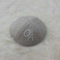 Op maat gemaakte Yihaoyi logo-geprägte, ademende, milieuvriendelijke linnen kippa, Joodse yarmulke, Bar Mitzvah, bruiloft, Joods cadeau, hoed