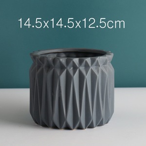 <span class=keywords><strong>Pot</strong></span> <span class=keywords><strong>de</strong></span> fleurs en ciment simple <span class=keywords><strong>de</strong></span> style nordique rond pour la décoration <span class=keywords><strong>de</strong></span> la maison - Product Image 6
