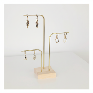 ขาตั้งโชว์เครื่องประดับแบบหลายชั้น AURORA โลหะ สีสั่งทำได้ สำหรับต่างหู สร้อยข้อมือ สร้อยคอ จัดส่งรวดเร็ว - Product Image 1