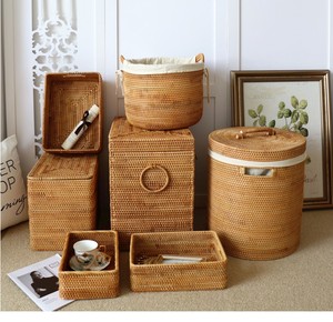 wholesale custom Natural Handmade Woven large Storage Basket Rattan Round Laundry Hamper Baskets with Lid