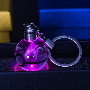 HDW haute qualité <span class=keywords><strong>pas</strong></span> <span class=keywords><strong>cher</strong></span> 3d logo personnalisé boule porte-clés dessin animé porte-clés laser gravé cristal <span class=keywords><strong>Pokeball</strong></span> porte-clés pour enfants cadeau - Product Image 4