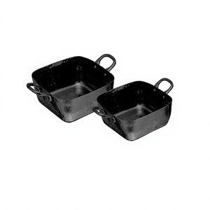 Plats de service carrés en acier inoxydable, Mini-Casserole martelée avec Mini-service de couleur noire - Product Image 1