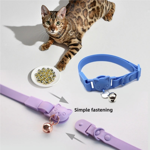 Coleira de Cão de PVC Macio Ecológica Nova com Fecho de Botão e Decoração de Fita para Raças Pequenas - Product Image 1