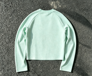Camiseta de Manga Larga con Cuello Redondo, Tejido Waffle, Bordado Personalizado Hong Guan, Color Verde Menta, Estilo Casual para Hombre - Product Image 3