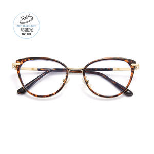 Elegantes monturas de gafas de ojo de gato con diseño de caparazón de tortuga para mujer, chapadas en oro, con lentes de resina de marco completo que bloquean la luz azul. - Product Image 1