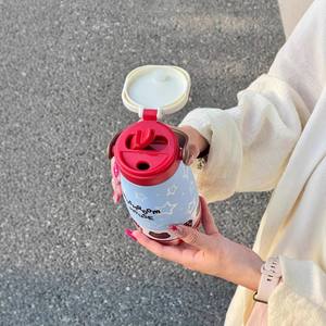 Linda botella térmica con forma de hongo y pajita de 500 ml, botella de agua portátil de viaje para niñas, diseño de conejo de peluche rosa para jardín. - Product Image 1