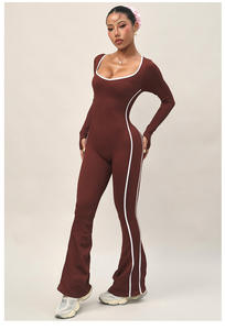 بدلة يوجا نسائية مخصصة من لولو بدون خياطة مصنوعة من السباندكس/النايلون بأكمام طويلة وسراويل واسعة سريعة الجفاف للياقة البدنية - Product Image 3