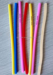 Goma de borrar promocional de TPR/PVC flexible con cuerda larga y diseño de lápiz de colores impreso - Product Image 2