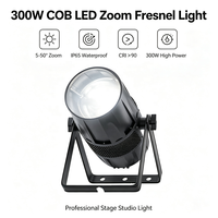 YINUO 300W COB LED Bühnenlicht 5-50 °   Zoom IP65 Wasserdichtes CRI>90 Dimmbares Fresnel-Studiolicht für Theater Hochzeit Veranstaltungen