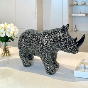 Nouvelle Décoration Créative Nordique en Forme de Rhinocéros Coloré pour la Maison, le Salon, le Bureau – Sculpture Animale en Résine Époxy, Art Populaire Artisanal - Product Image 4