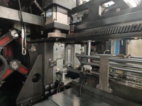 Mesin Cetak Tiup Botol PET Otomatis Mitsubishi PLC SEGD-6 2L 8000kN Kekuatan Penjepit Pompa & Komponen Mesin SMC
