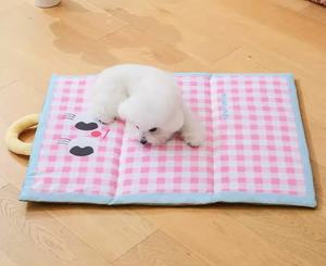 ペット用防水アイスパッド夏スリーピングパッドクールマット犬用ベッドと猫用ベッド - Product Image 4