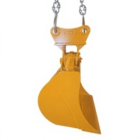 Accessoire d'excavatrice à godet inclinable hydraulique SLN, action d'inclinaison fluide et précise pour le remodelage des terrains et le nivellement des bases de routes