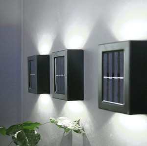 2 <span class=keywords><strong>LED</strong></span> atas dan ke bawah lampu pencahayaan eksterior bertenaga surya lampu tempat lilin tahan air lampu dinding untuk jalan teras teras - Product Image 3