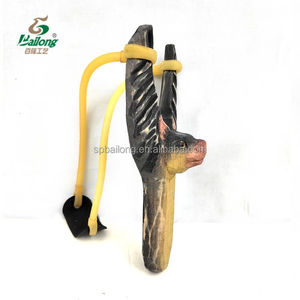 Fionda in Legno BAILONG per Bambini, Giocattolo da Esterno Dipinto a Mano, Manico Intagliato a Forma di Pipistrello Multicolore 20cm, Regalo per Giovani - Product Image 2