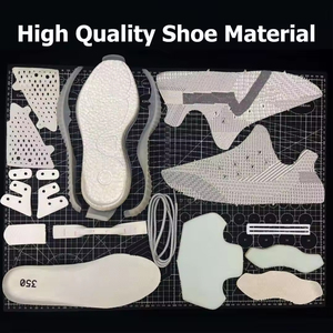 รองเท้าผ้าใบดีไซน์ใหม่ Yz 350 แบรนด์แท้ โลโก้สะท้อนแสง สไตล์เดินเล่น 350 V2025 ระบายอากาศได้ดี มีไฟ  แบบผูกเชือก กันลื่น สำหรับเล่นกีฬา - Product Image 2