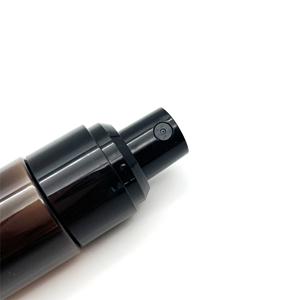 Botella <span class=keywords><strong>de</strong></span> Spray Limpiadora <span class=keywords><strong>de</strong></span> Lentes <span class=keywords><strong>de</strong></span> Plástico Duro Color Ámbar <span class=keywords><strong>de</strong></span> Lujo <span class=keywords><strong>de</strong></span> 30 ml, Solución <span class=keywords><strong>de</strong></span> Limpieza <span class=keywords><strong>de</strong></span> Gafas <span class=keywords><strong>de</strong></span> Microfibra <span class=keywords><strong>de</strong></span> 1 oz, Uso <span class=keywords><strong>en</strong></span> Pantallas - Product Image 2