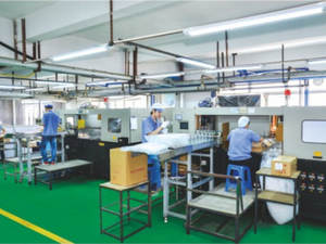 HGY150-V4 High-Efficiency 4-Station ISBM One-<b>step</b> Injection Stretch Blow Moulding <b>Machine</b> for Precision PET Containers 5 Year - Product Image 2