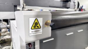 Impresora UV Plana Automática Nueva de Fábrica China 1250 con Cabezal de Impresión Ricoh y Cámara para Tarjetas, Carcasas de Teléfono y Metal - Product Image 5