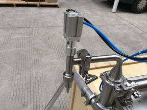 Machine de remplissage semi-automatique de haute précision pour liquides cosmétiques et chimiques en flacons/pots avec emballage en verre/métal - Product Image 3