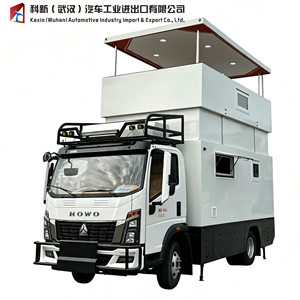 Autocaravana <span class=keywords><strong>de</strong></span> Lujo HOWO 4x2 Nueva, Diésel, Personalizable, con Techo Elevable y Equipamiento Completo - Product Image 5