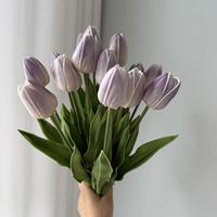 Fleurs artificielles tulipes à 5 têtes, toucher réel, directement de l'usine, nouvelle décoration d'intérieur populaire avec design floral au toucher réel, vente en gros