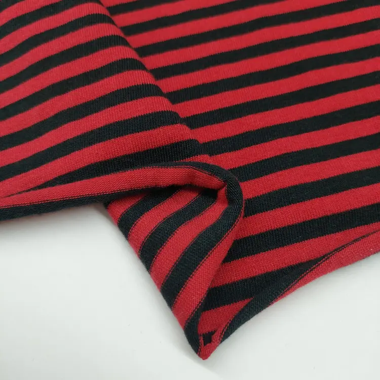女の子の子供の生地のためのOEM利用可能な黒と赤のニットストライプ生地ジャージー綿の服
