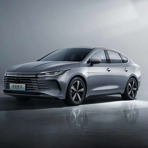 BYD Destroyer 05 Honor DM-i : Berline Électrique Haut de Gamme Écologique avec Console de Commande Gauche pour une Conduite Décontractée - Product Image 6