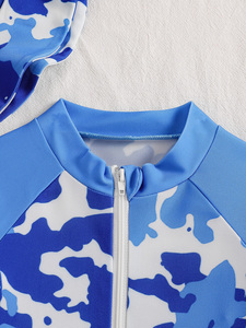 <span class=keywords><strong>Maillot</strong></span> <span class=keywords><strong>de</strong></span> <span class=keywords><strong>bain</strong></span> une pièce à manches longues pour bébé garçon, imprimé camouflage bleu et blanc, en spandex/polyester, avec fermeture éclair, bonnet <span class=keywords><strong>de</strong></span> <span class=keywords><strong>bain</strong></span>, deux pièces, pour la plage - Product Image 4