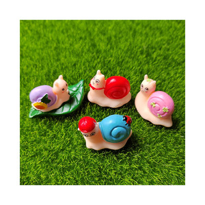 Figurine d'escargot en résine mignonne, statue miniature décorative pour mini-jardin féerique, micro-paysage, artisanat en résine d'animal de dessin animé - Product Image 5
