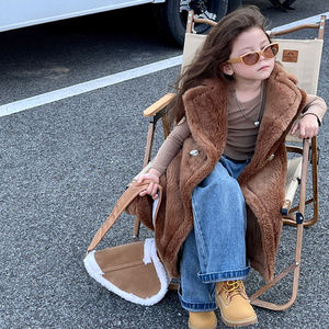 Cute Child Long Colorful Real Sheep Shearling <strong>Gilet</strong> Teddy Coat Winter Wholesale Fashion Kids Teddy Bear Vest - Product Image 2