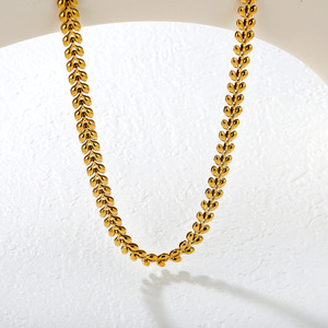 Collar de Moda con Cadenas de Acero Inoxidable 18k, Diseño de Corazón y Espiga Geométrica, Joyería para Uso Diario y Regalo - Product Image 1