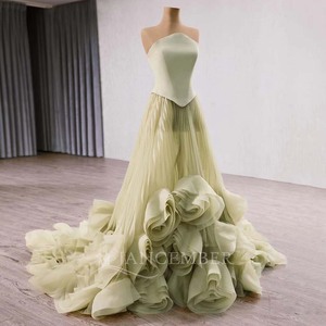 Vestido de Noche Largo hasta el Suelo, Estilo A-Line, de Organza, con Volantes y Pliegues, para Fiesta, Modelo 251011 - Product Image 2