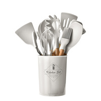 Offre Spéciale de haute qualité 11 pièces accessoires de cuisine en Silicone outils de cuisson ensembles d'ustensiles de spatule de cuisine avec manche en bois