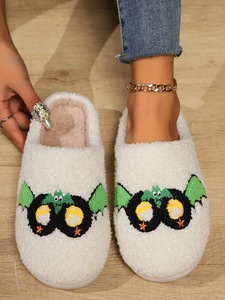 Pantuflas de Felpa con Estampado de Animales Lindos Antideslizantes al por Mayor <span class=keywords><strong>para</strong></span> Mujer, Pantuflas de Invierno Kawaii <span class=keywords><strong>para</strong></span> el Hogar, Pantuflas Femeninas Suaves y Peludas - Product Image 5