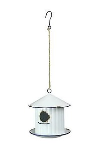 Nichoir décoratif suspendu en métal pour oiseaux, idéal pour jardin, patio, cour ou arbre – Disponible à la vente par l'exportateur indien - Product Image 2