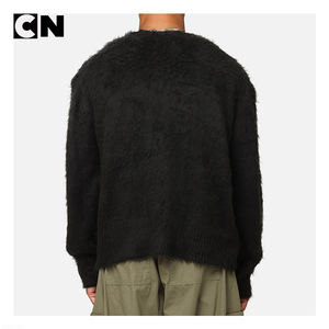เสื้อสเวตเตอร์ถักสำหรับผู้ชายผ้าขนปุยสีดำขนฟูผ้าคอตตอนผ้าโพลีเอสเตอร์ขนาดพิเศษพิมพ์โลโก้ตามสั่ง - Product Image 3