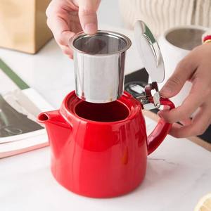 Théière miniature blanche en céramique en forme de souche avec couvercle en acier inoxydable, passoire et infuseur - Product Image 5