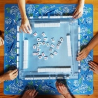 Tapis Ma Jiang personnalisé Réduction du bruit Couverture de table de jeu de fête de famille Fournisseur d'accessoires de Mahjong