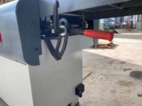 Raboteuse d'épaisseur de surface de bois industrielle de haute précision et machine combinée de dégauchisseuse pour une utilisation en usine
