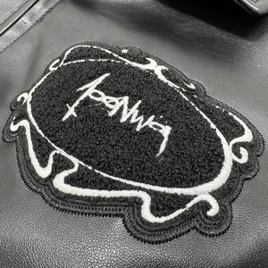 جاكيتات رجالية من جلد البولي يوريثان المخصص، مزينة بتطريز على الجيب، ثقيلة الوزن، بأسلوب الهيب هوب الكاجوال، جاكيتات عالية الجودة - Product Image 3